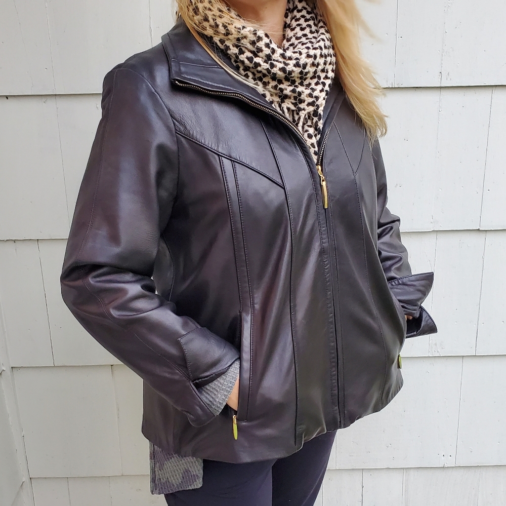 Ellen Tracy Women's Black Leather Jacket Size Medium Petite - Picture 16 of 16